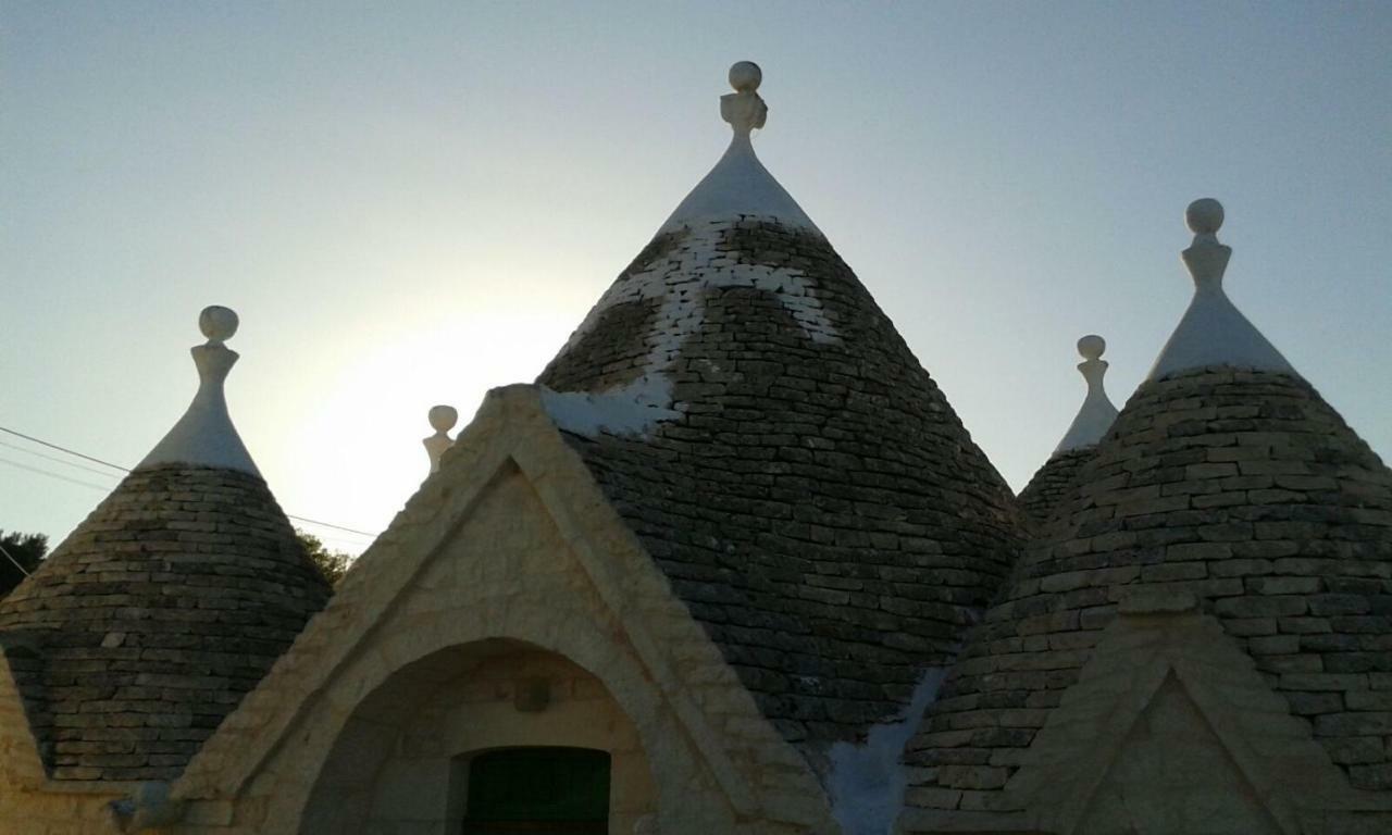 Trullo Le Tre Sorelle Чистерніно Екстер'єр фото