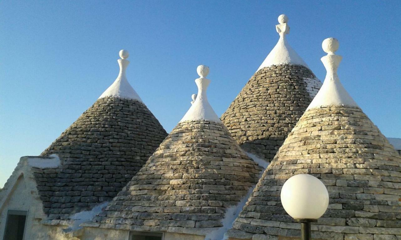 Trullo Le Tre Sorelle Чистерніно Екстер'єр фото